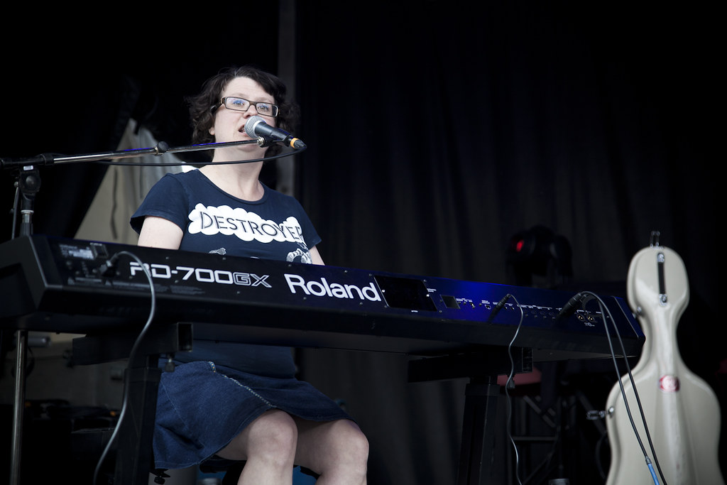 Veda Hille