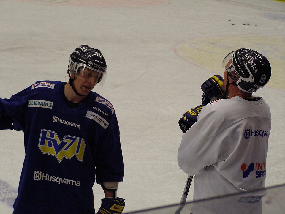 Lance Ward