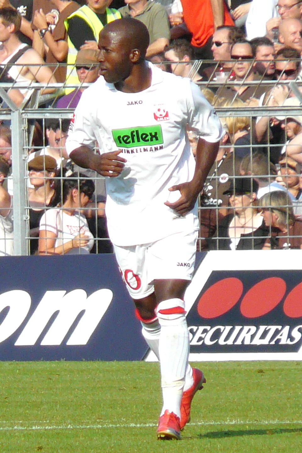 Domi Kumbela