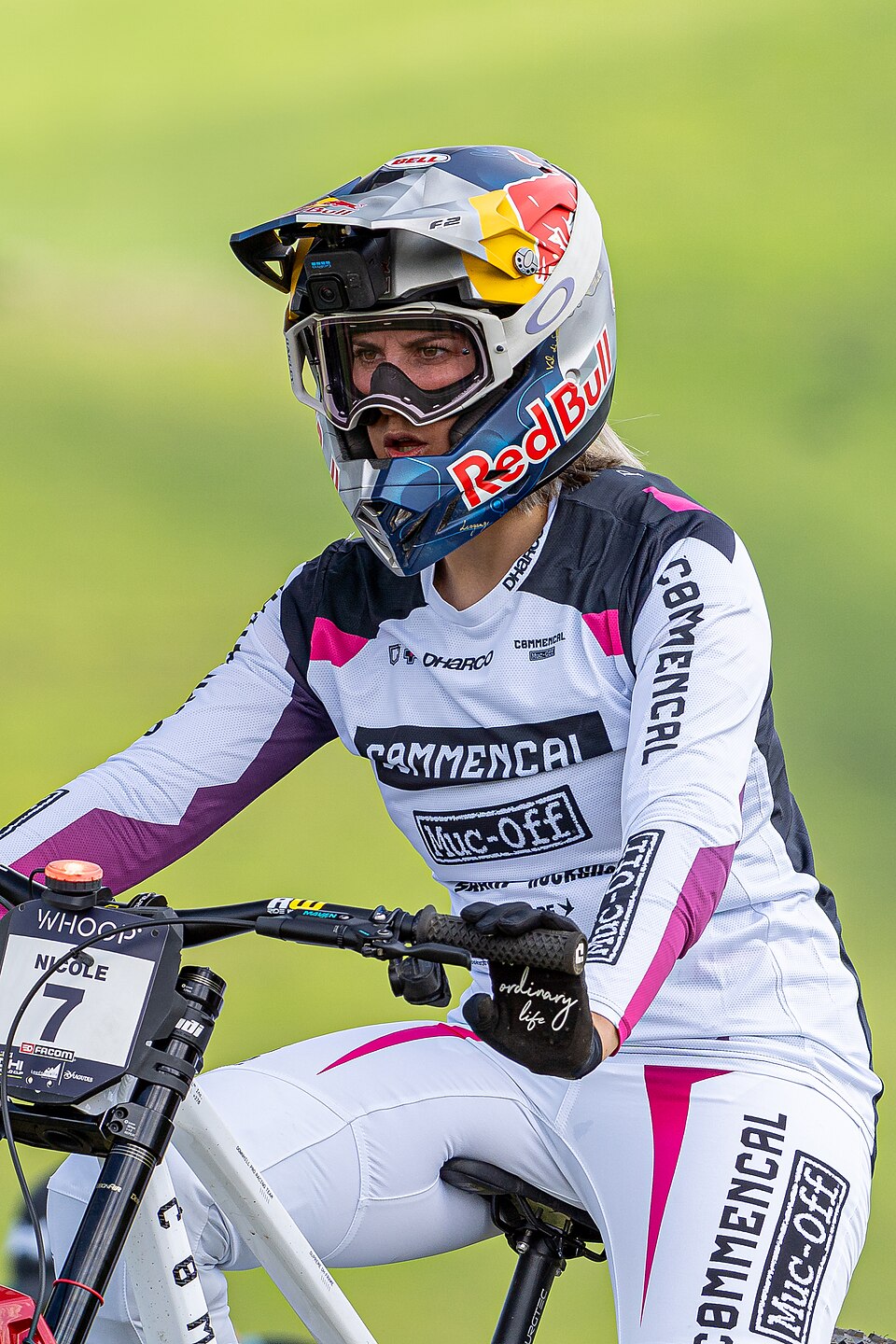 Myriam Nicole