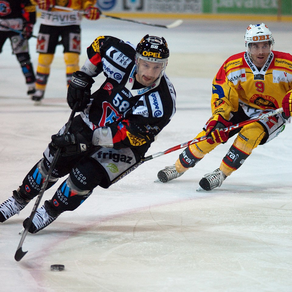 Sven Helfenstein