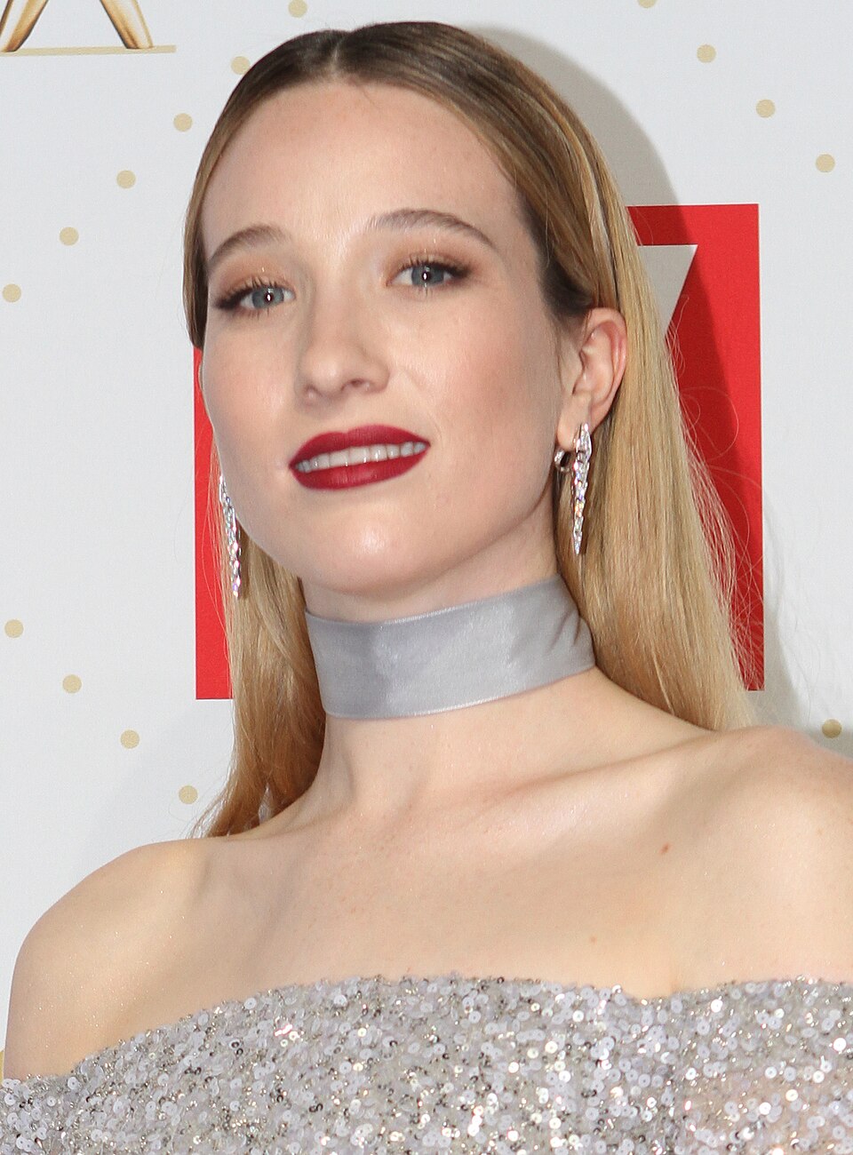 Sophie Lowe