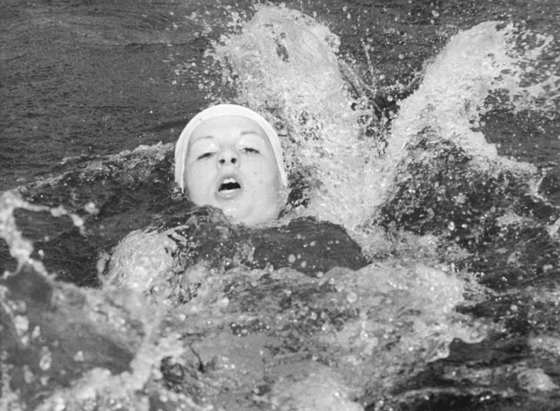 Evelyn Stolze