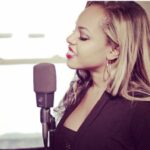 Lauren Henderson (singer)