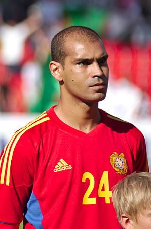 Alex (footballer, born January 1982)