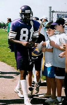 Anthony Carter (American football)