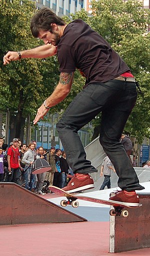 Chris Cole (skateboarder)