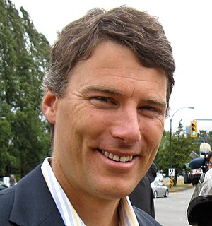 Gregor Robertson (politician)