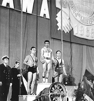 Hiroshi Ono (weightlifter)