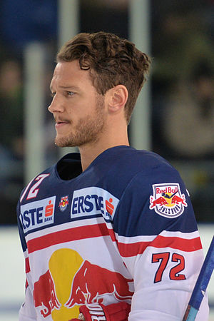 John Hughes (ice hockey, born 1988)