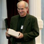 Louis Sachar