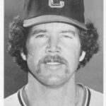 Mike Stanton (right-handed pitcher)