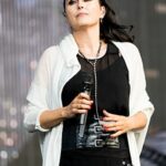 Sharon den Adel