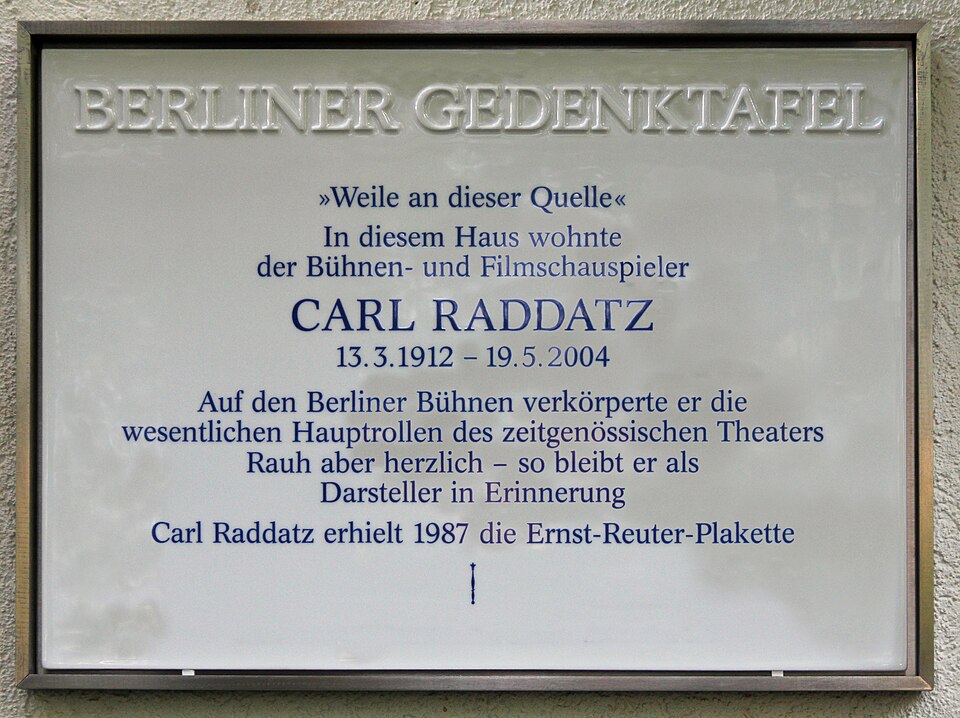 Carl Raddatz
