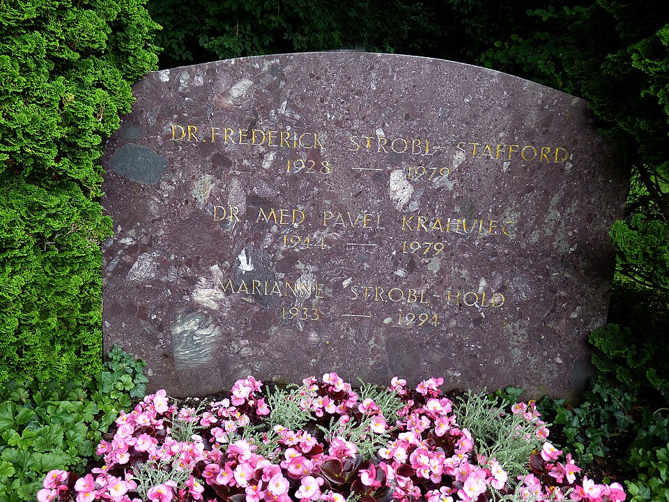Marianne Hold