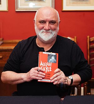 Alexei Sayle