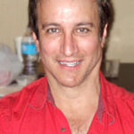 Bronson Pinchot