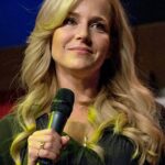 Julie Benz