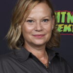 Samantha Mathis
