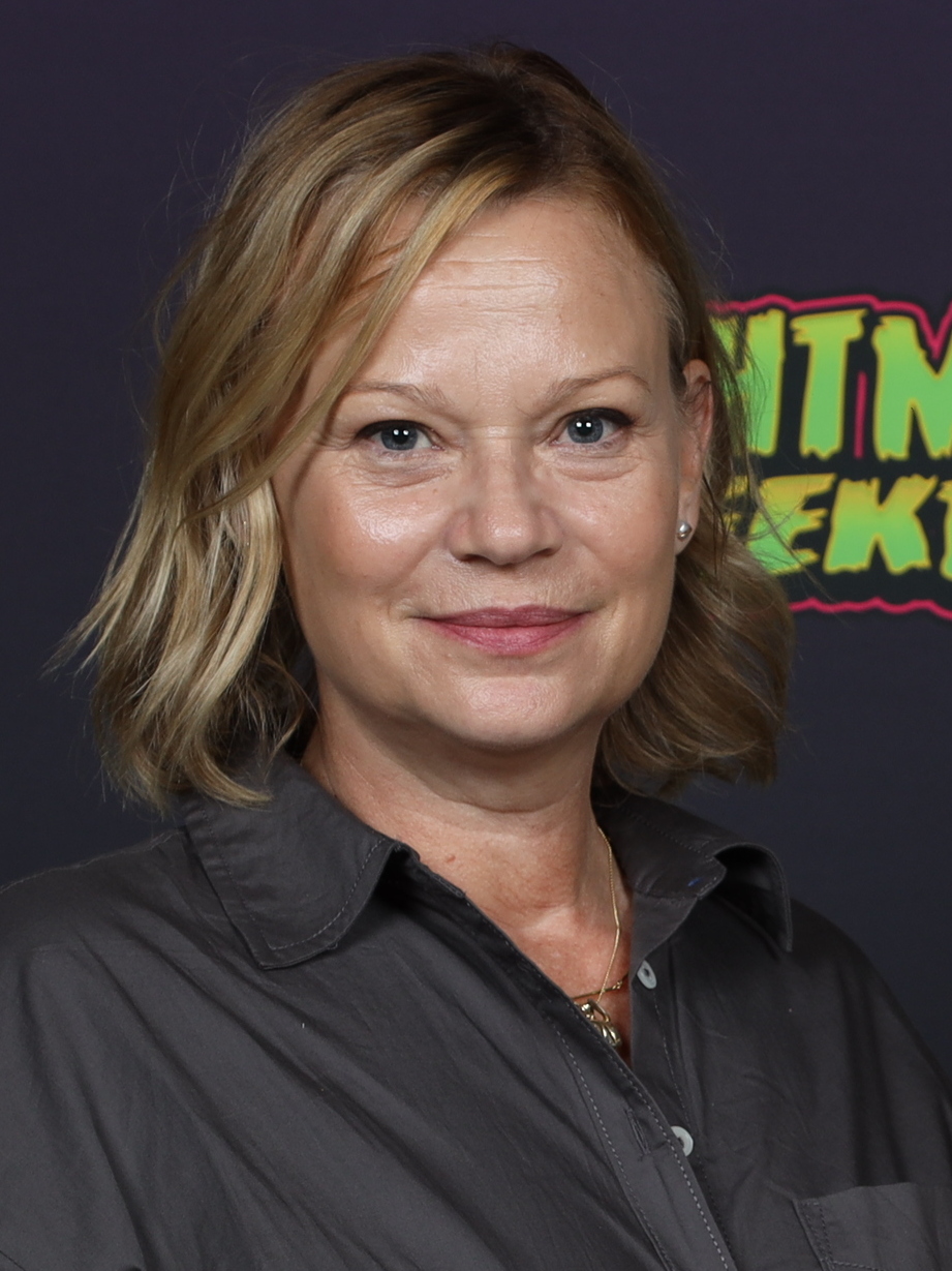 Samantha Mathis