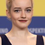 Julia Garner